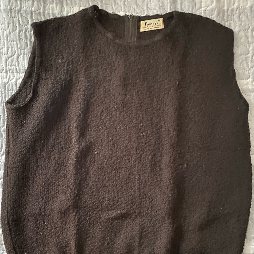 Brown Sleeveless Knit Top